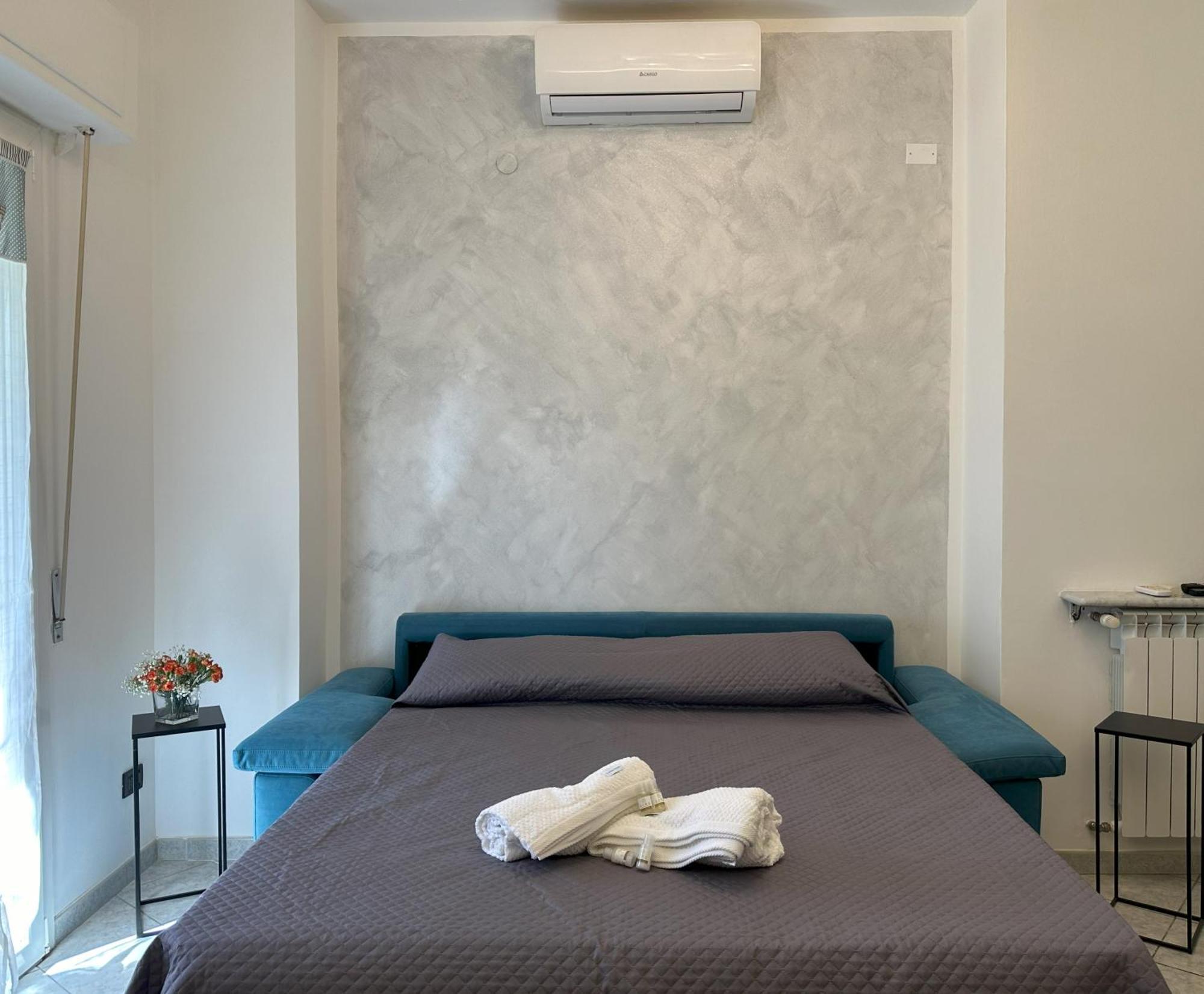 La Papera Sciocca Apartment La Spezia Bagian luar foto